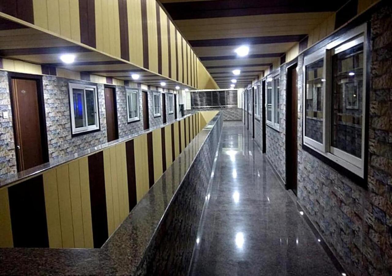 Hotel Santoshi Hometel Raichur Exterior foto