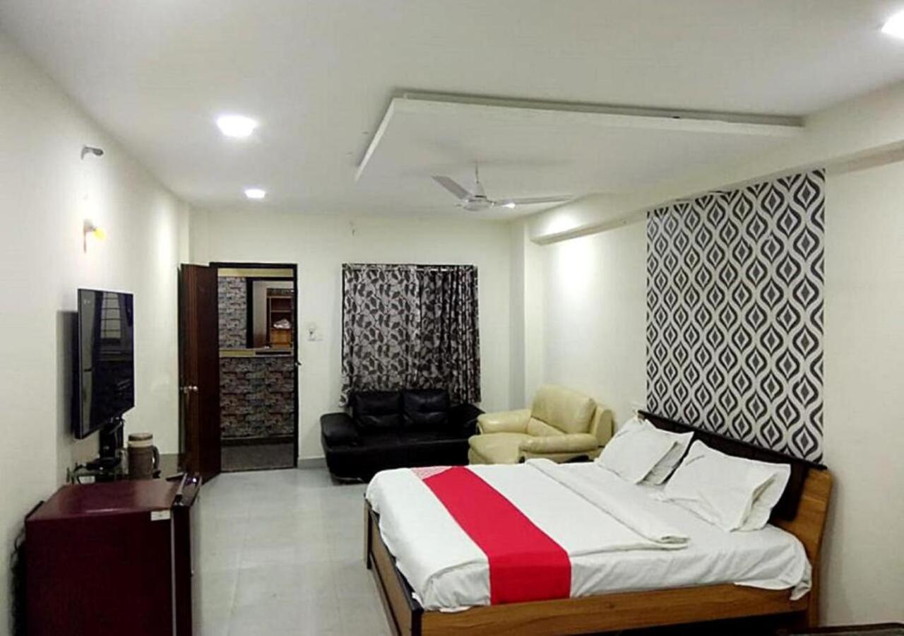 Hotel Santoshi Hometel Raichur Exterior foto